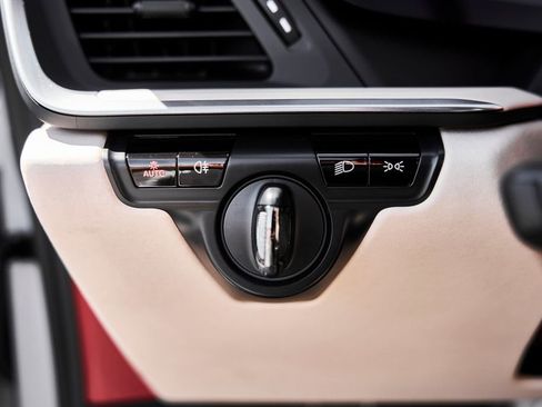 Used 2021 Porsche 911 Targa 4S image 50