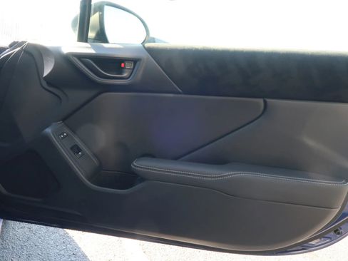 Used 2024 Toyota GR86 Premium image 39