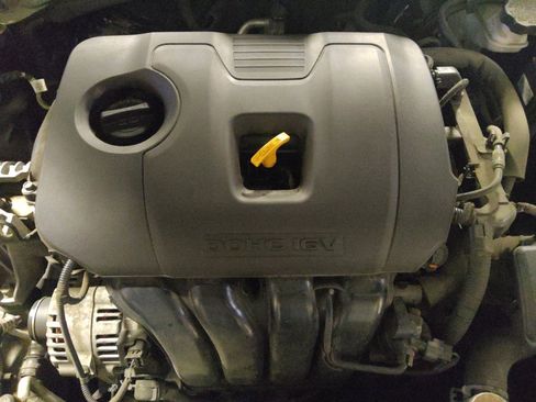 Used 2023 Kia Forte LXS w/ LXS Technology Package image 30