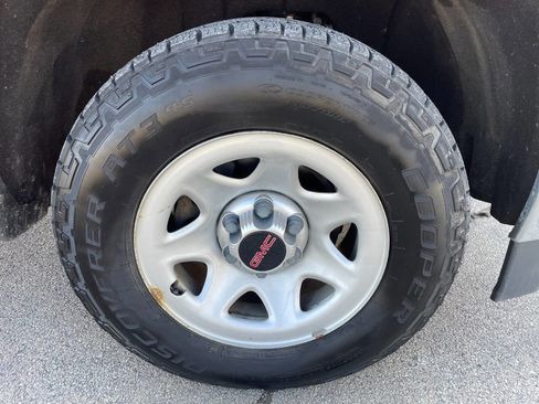 Used 2019 GMC Sierra 1500 Limited w/ Sierra Convenience Package image 10