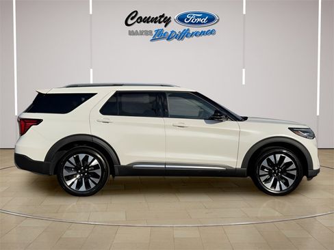 New 2026 Ford Explorer Platinum w/ LUX Leather Package image 24