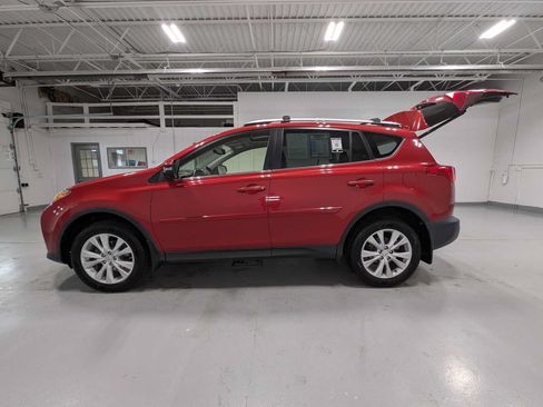 Used 2013 Toyota RAV4 Limited AWD/4WD image 12