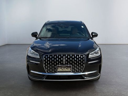 Used 2023 Lincoln Corsair Reserve AWD/4WD image 8