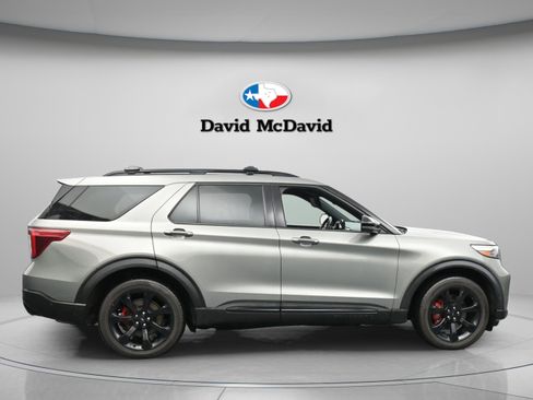 Used 2020 Ford Explorer ST w/ ST Street Pack image 19
