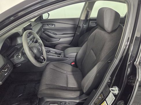 Used 2023 Honda Accord EX image 11