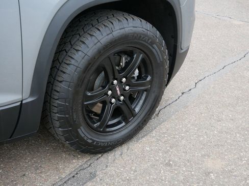 Used 2023 GMC Acadia AT4 w/ Technology Package AWD/4WD image 13