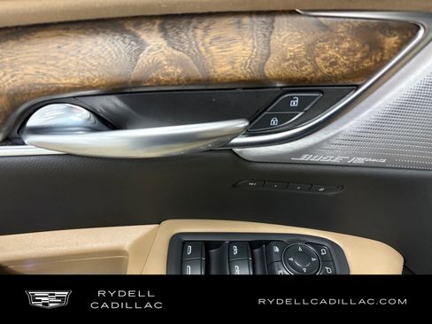 Used 2022 Cadillac XT5 Premium Luxury w/ Platinum Package AWD/4WD image 11