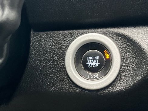 Used 2018 RAM 2500 Laramie w/ Sport Appearance Group image 18