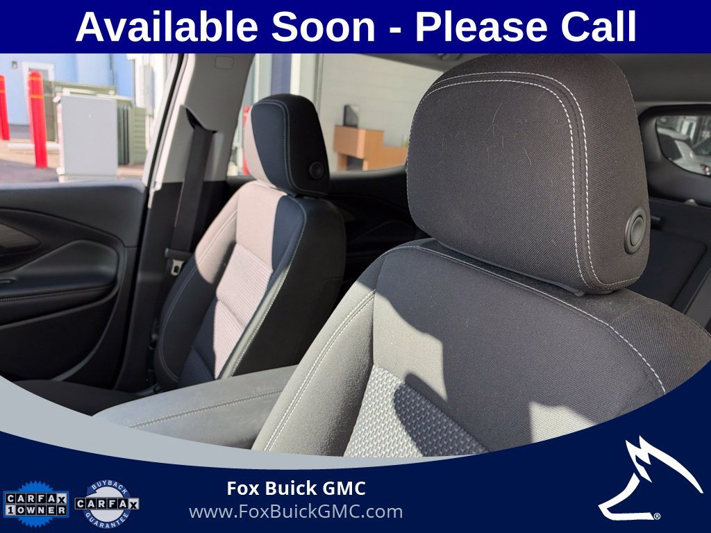 Used 2024 GMC Terrain SLE w/ Driver Convenience Package AWD/4WD image 9