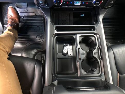 New 2026 Ford F250 Lariat w/ Black Appearance Package image 20