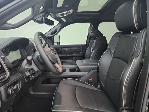 New 2026 RAM 2500 Limited AWD/4WD image 19