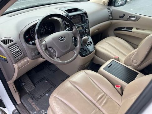Used 2014 Kia Sedona EX w/ Navigation Package image 14