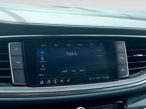 Used 2024 Buick Enclave Premium AWD/4WD image 15