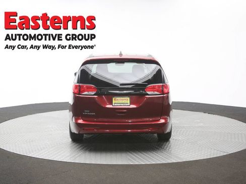 Used 2023 Chrysler Voyager LX FWD image 33
