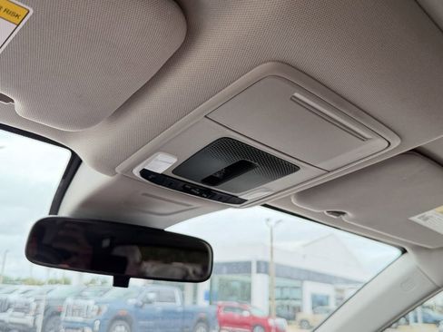 Used 2025 Honda CR-V EX image 32