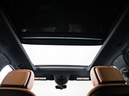 Certified 2026 Porsche Cayenne AWD/4WD image 29