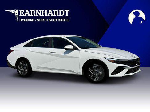 New 2025 Hyundai Elantra Limited image 10
