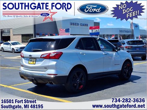 Used 2019 Chevrolet Equinox LT AWD/4WD image 2