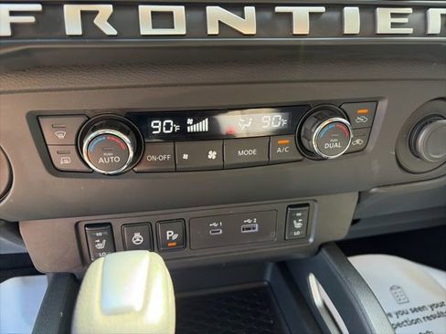 Certified 2025 Nissan Frontier SV w/ SV Convenience Package image 16
