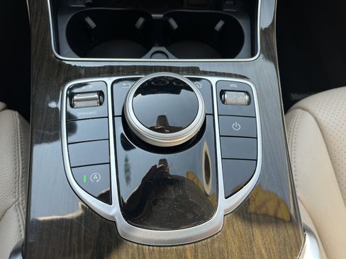 Used 2019 Mercedes-Benz C 300 Sedan image 34