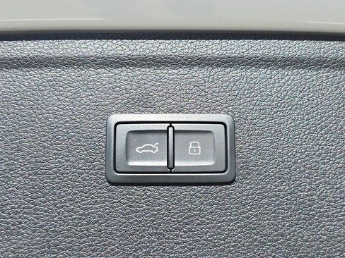 Certified 2023 Audi Q5 2.0T Premium Plus w/ Premium Plus Package image 13