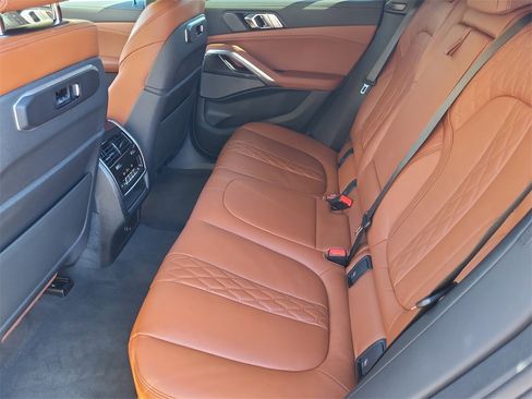 New 2026 BMW X6 M60i w/ Climate Comfort Package image 35