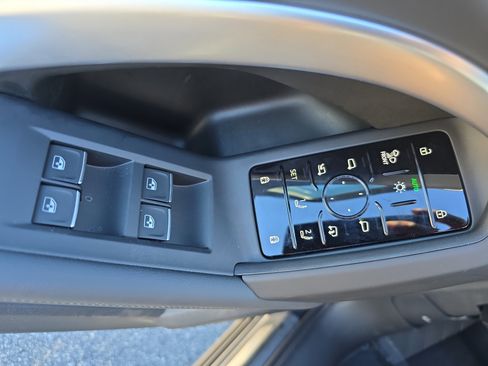 New 2025 Audi Q5 Premium Plus image 26