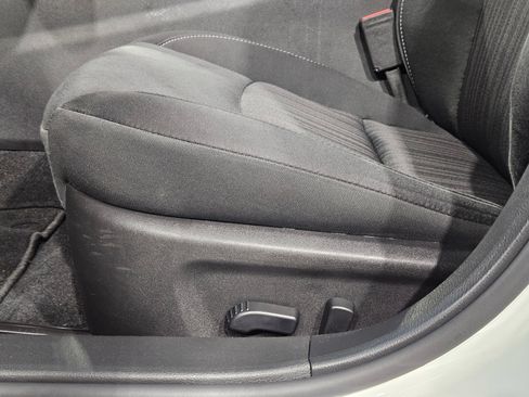 Used 2025 Nissan Altima 2.5 SV FWD image 22
