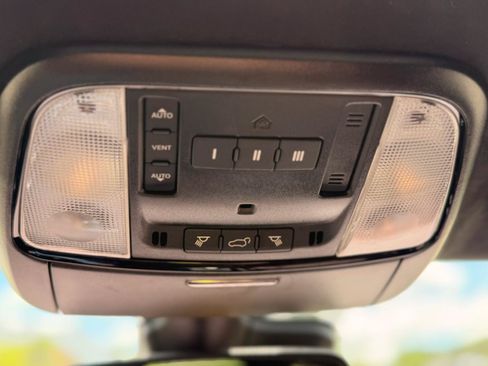Used 2024 Dodge Durango Citadel AWD/4WD image 40