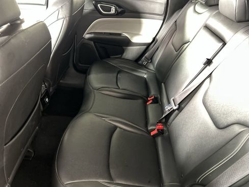 Used 2025 Jeep Compass Limited image 23