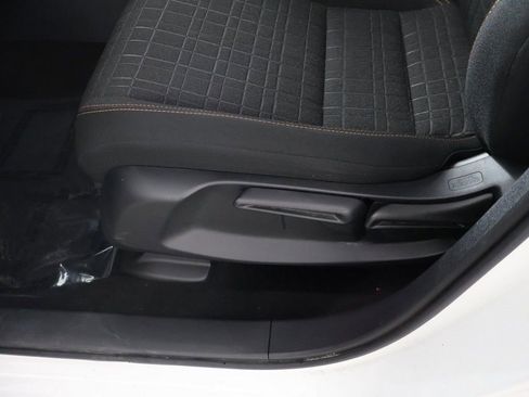 Used 2023 Honda HR-V Sport image 29