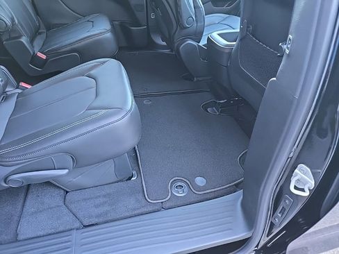 New 2026 Chrysler Pacifica Select w/ S Appearance Package image 77