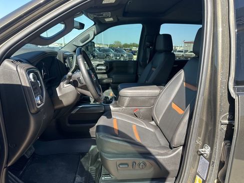 Used 2023 GMC Sierra 2500 AT4 w/ AT4 Premium Plus Package AWD/4WD image 13