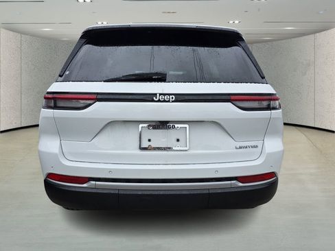 New 2026 Jeep Grand Cherokee Limited RWD image 5