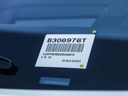 Certified 2025 Mercedes-Benz Maybach GLS 600 4MATIC image 37