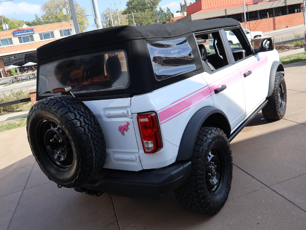 Used 2022 Ford Bronco Black Diamond AWD/4WD image 6