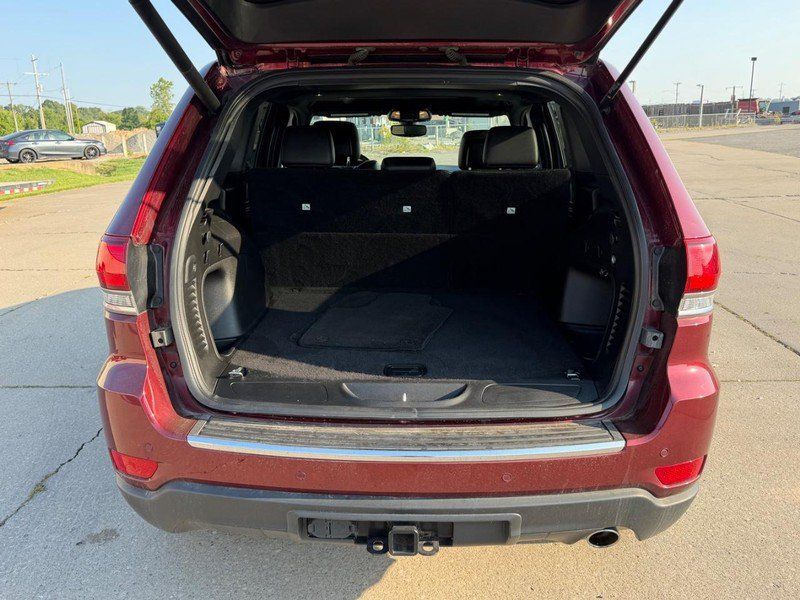 Used 2022 Jeep Grand Cherokee Limited w/ Trailer Tow Group IV AWD/4WD image 5