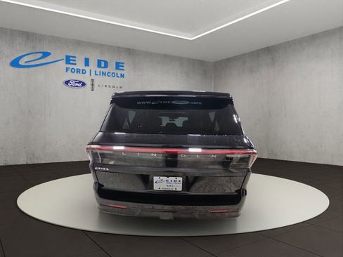 New 2026 Lincoln Navigator L Reserve w/ Jet Appearance Package image 6
