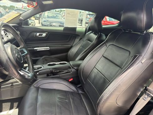 Used 2021 Ford Mustang GT Premium w/ Equipment Group 401A RWD image 20