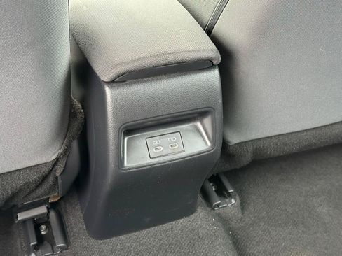 Used 2023 Toyota Corolla LE FWD image 16