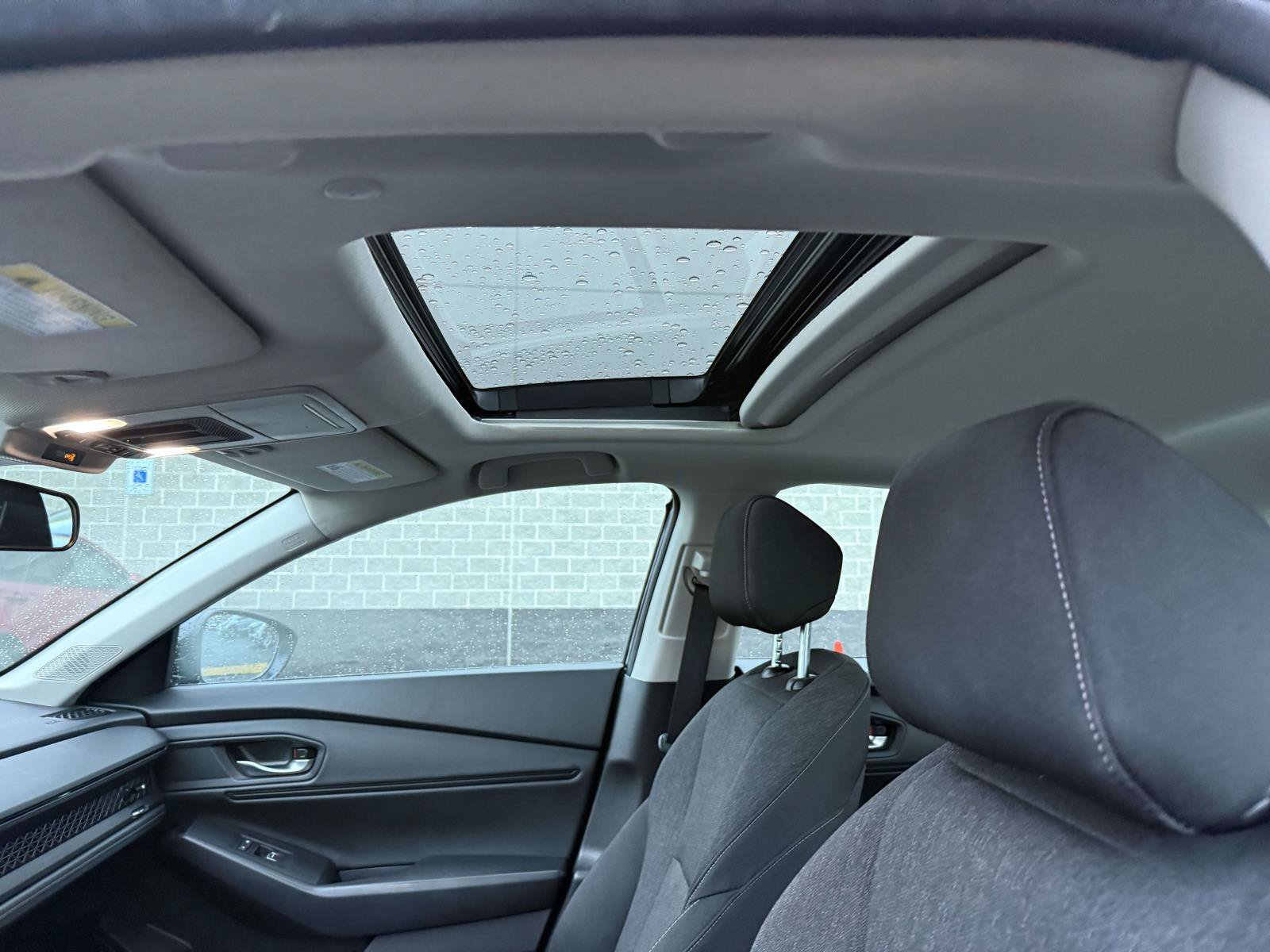 Certified 2025 Honda Accord SE image 19