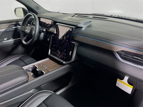 New 2026 GMC Acadia Denali image 23