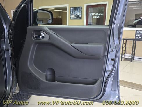 Used 2007 Nissan Frontier SE w/ SE Value Truck Pkg RWD image 11