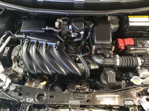 Used 2016 Nissan Versa SV w/ SV Tech Package FWD image 23