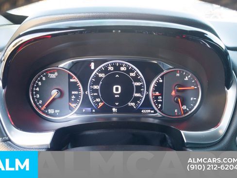 Used 2022 Chevrolet Traverse Premier w/ Redline Edition image 17