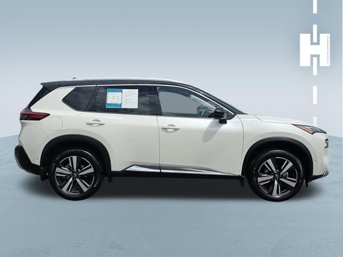Used 2023 Nissan Rogue Platinum w/ Platinum Premium Package AWD/4WD image 3