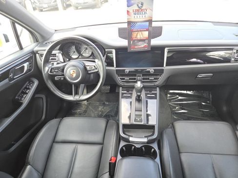 Used 2023 Porsche Macan Turbo AWD/4WD image 21