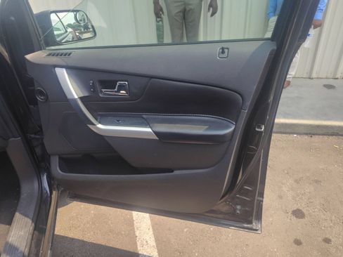 Used 2013 Ford Edge SE FWD image 7