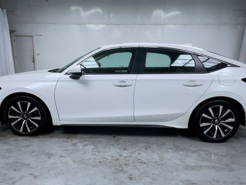 Used 2024 Honda Civic EX-L image 5