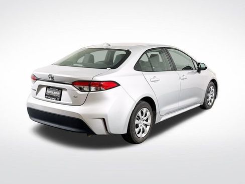 Used 2024 Toyota Corolla LE image 7